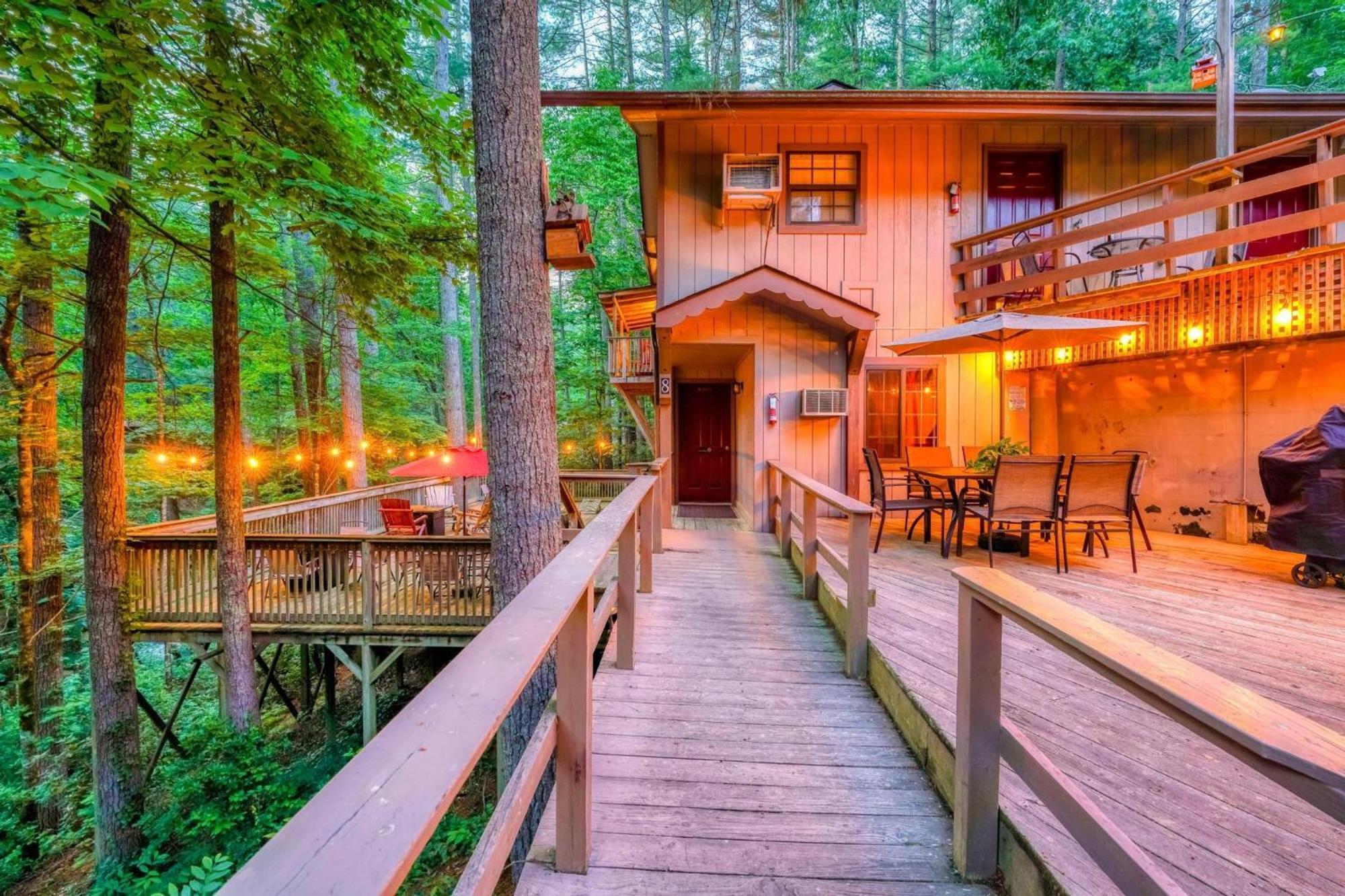 The Cascades Inn-Waterfall Retreat Tiger Extérieur photo